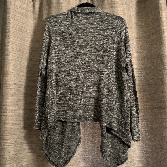 Womens cardigan by Simplicity size XL - Picture 2 of 2
